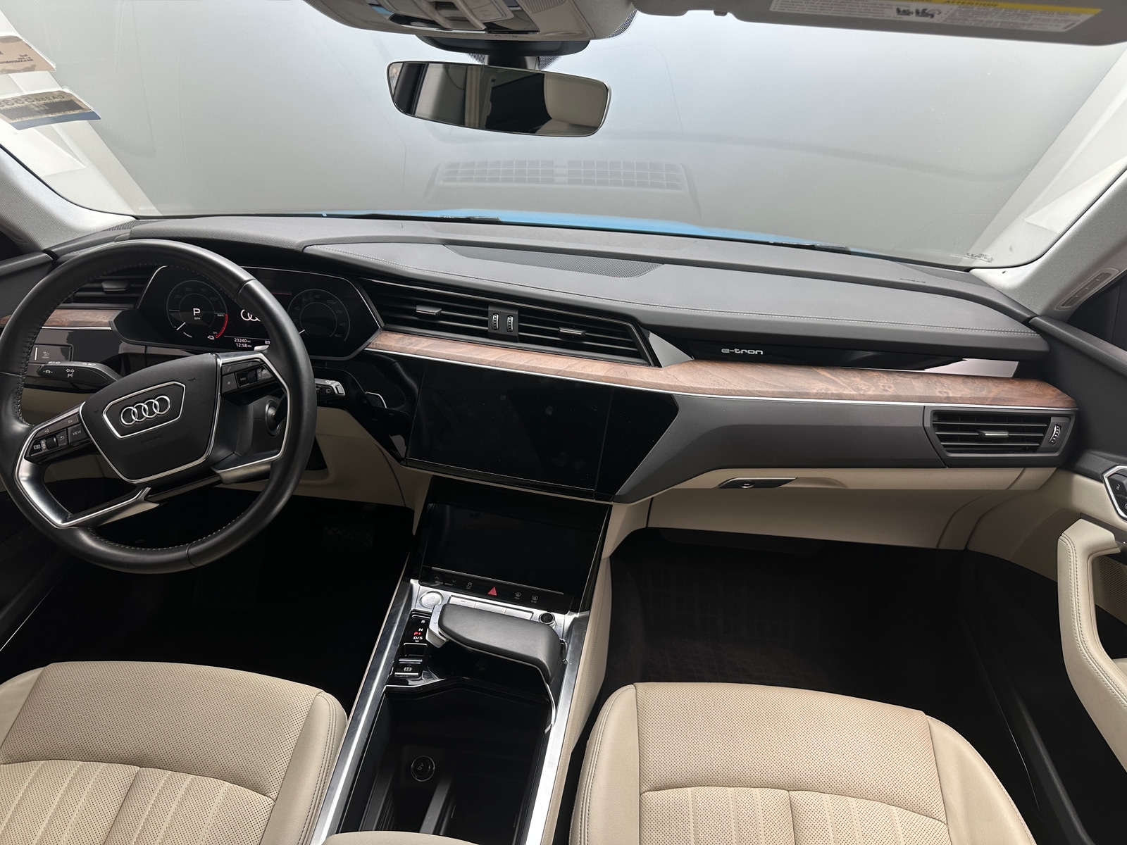 Thumbnail: 2019 Audi e-tron - 2