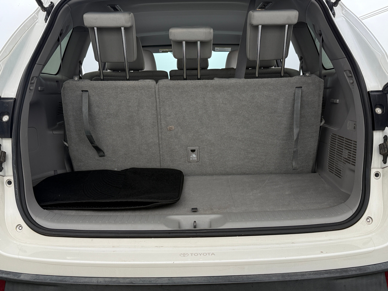 Thumbnail: 2018 Toyota Highlander - 7