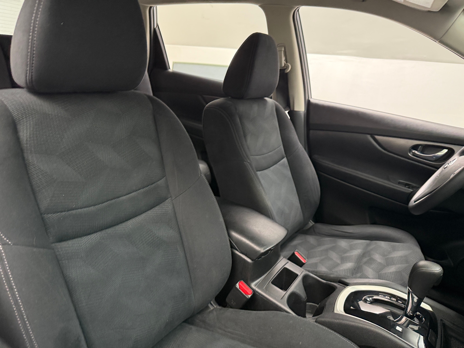 Thumbnail: 2016 Nissan Rogue - 2