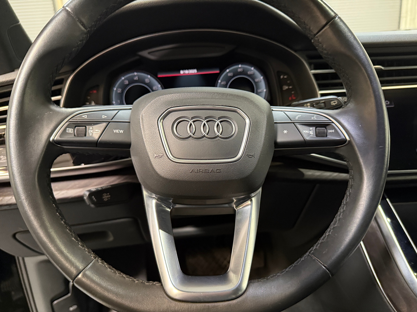 Thumbnail: 2021 Audi Q7 - 4