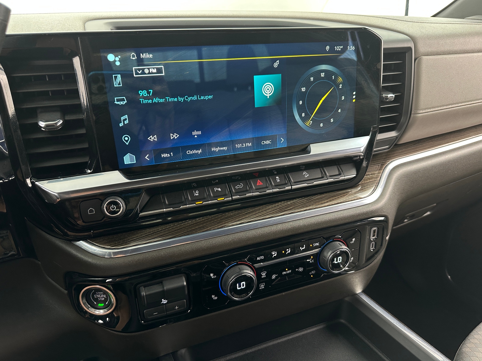 Thumbnail: 2024 Chevrolet Silverado 2500 - 4