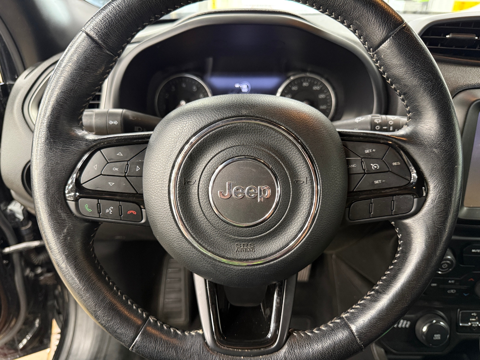 Thumbnail: 2021 Jeep Renegade - 5