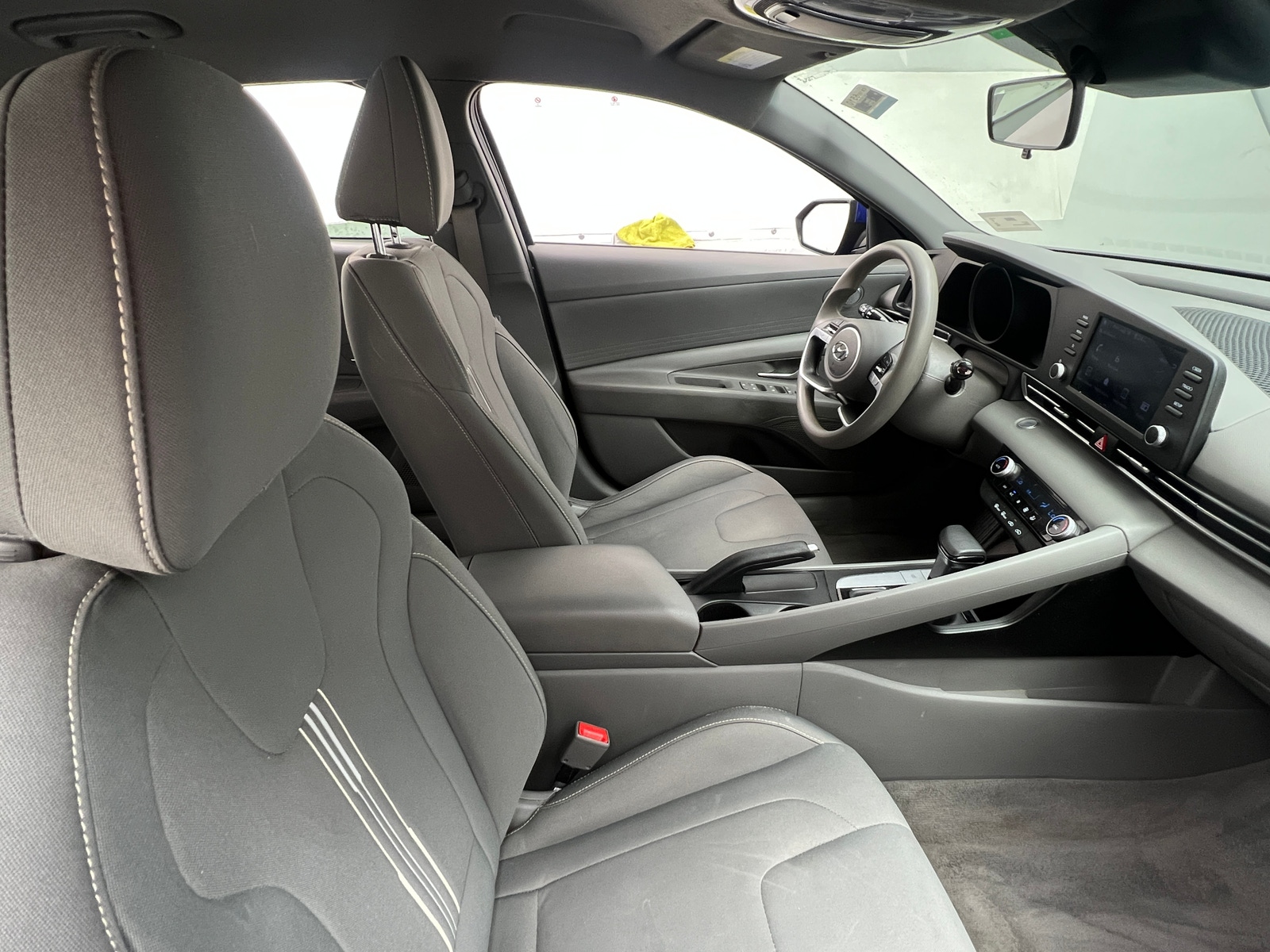 Thumbnail: 2022 Hyundai Elantra - 2