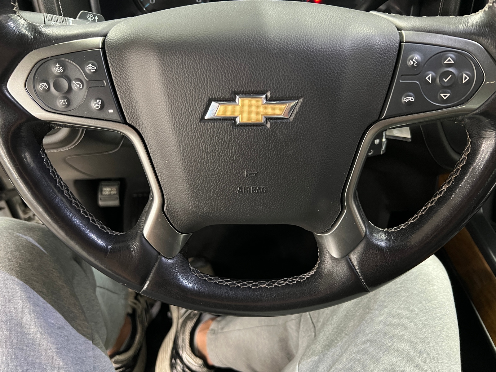 Thumbnail: 2019 Chevrolet Silverado 2500 - 4