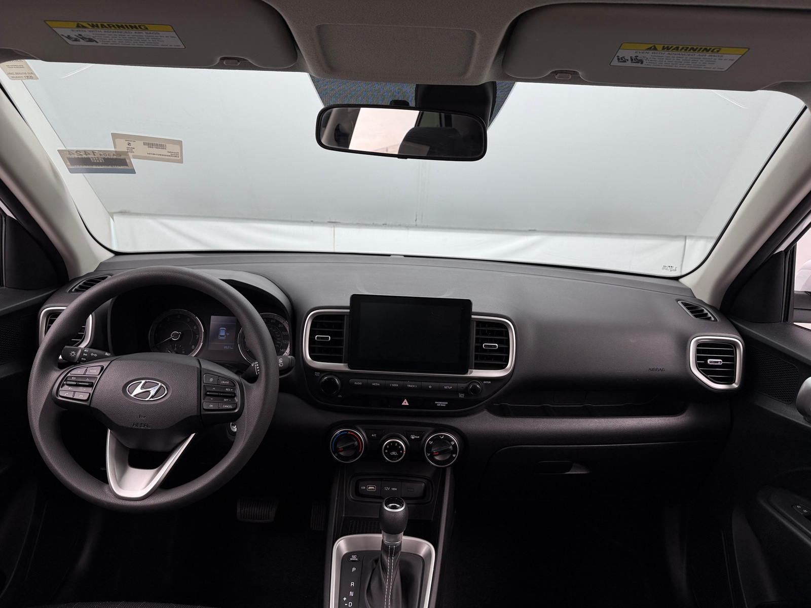 Thumbnail: 2022 Hyundai Venue - 3