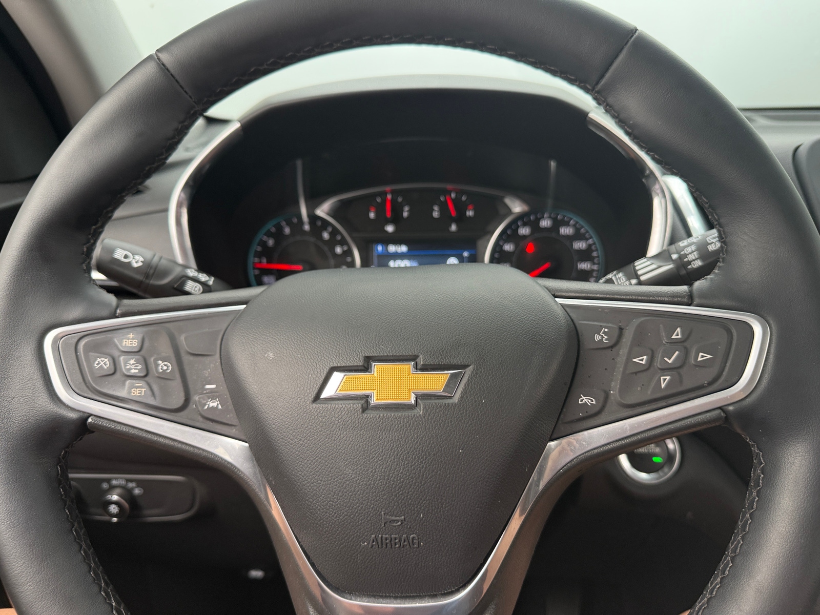 Thumbnail: 2023 Chevrolet Equinox - 5