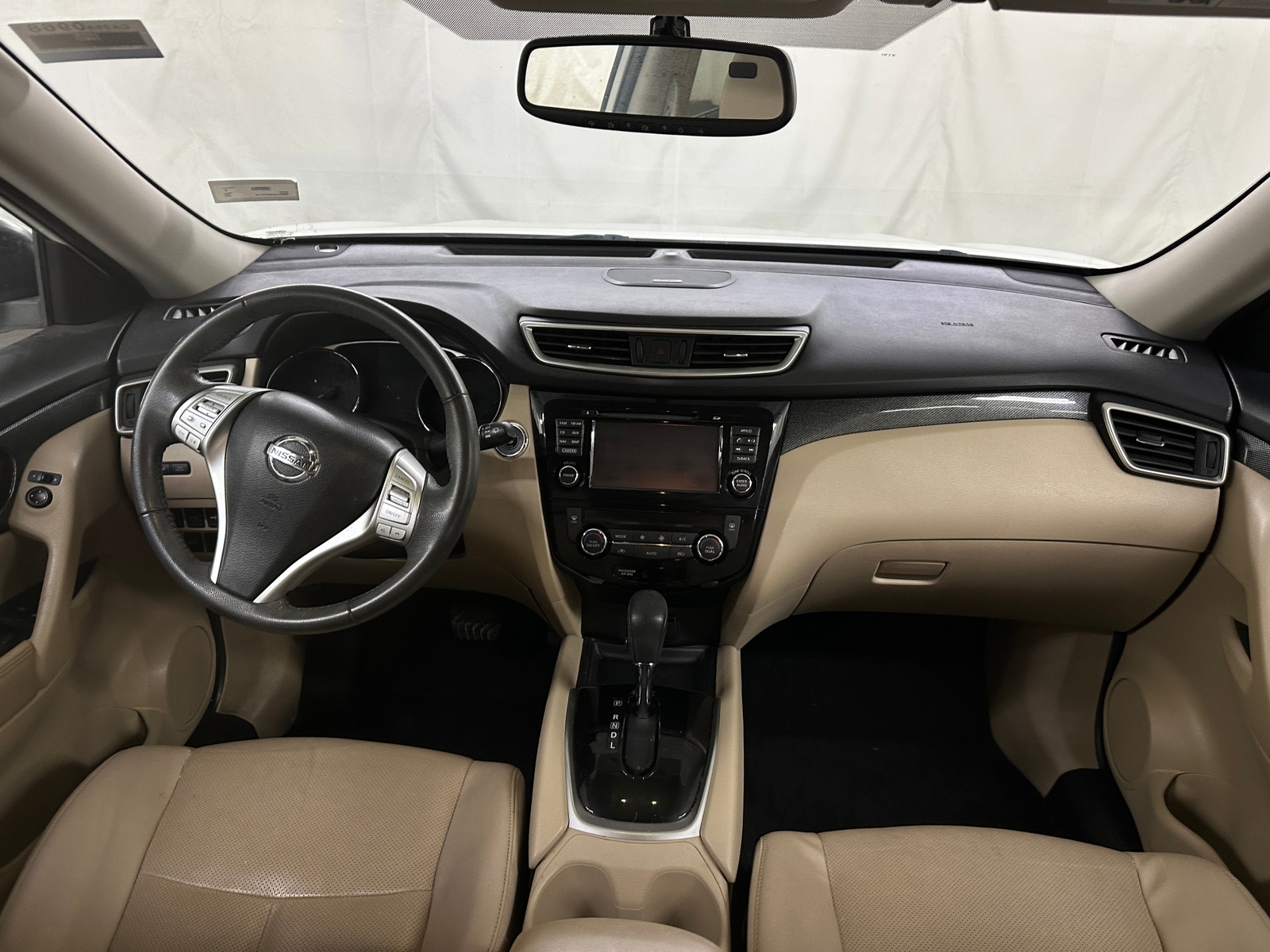 Thumbnail: 2016 Nissan Rogue - 2