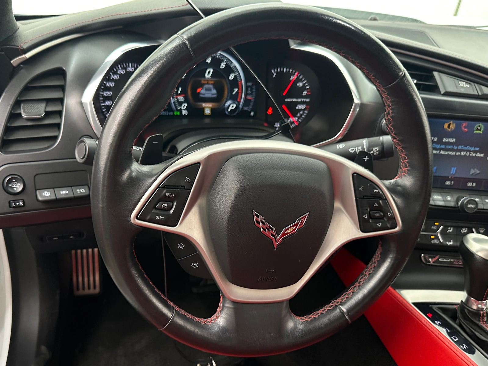 Thumbnail: 2014 Chevrolet Corvette - 3