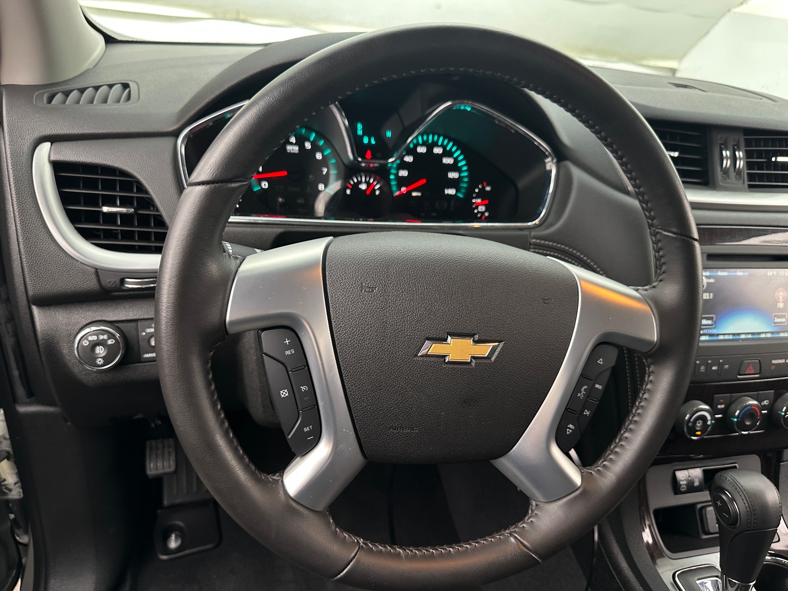 Thumbnail: 2017 Chevrolet Traverse - 5