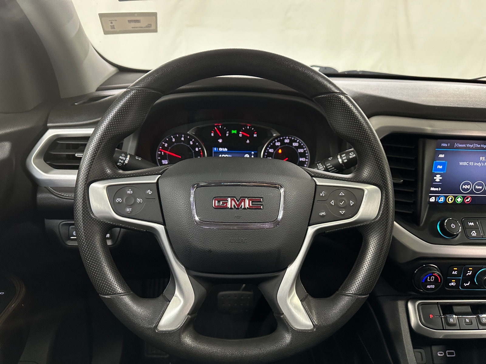 Thumbnail: 2023 GMC Acadia - 5