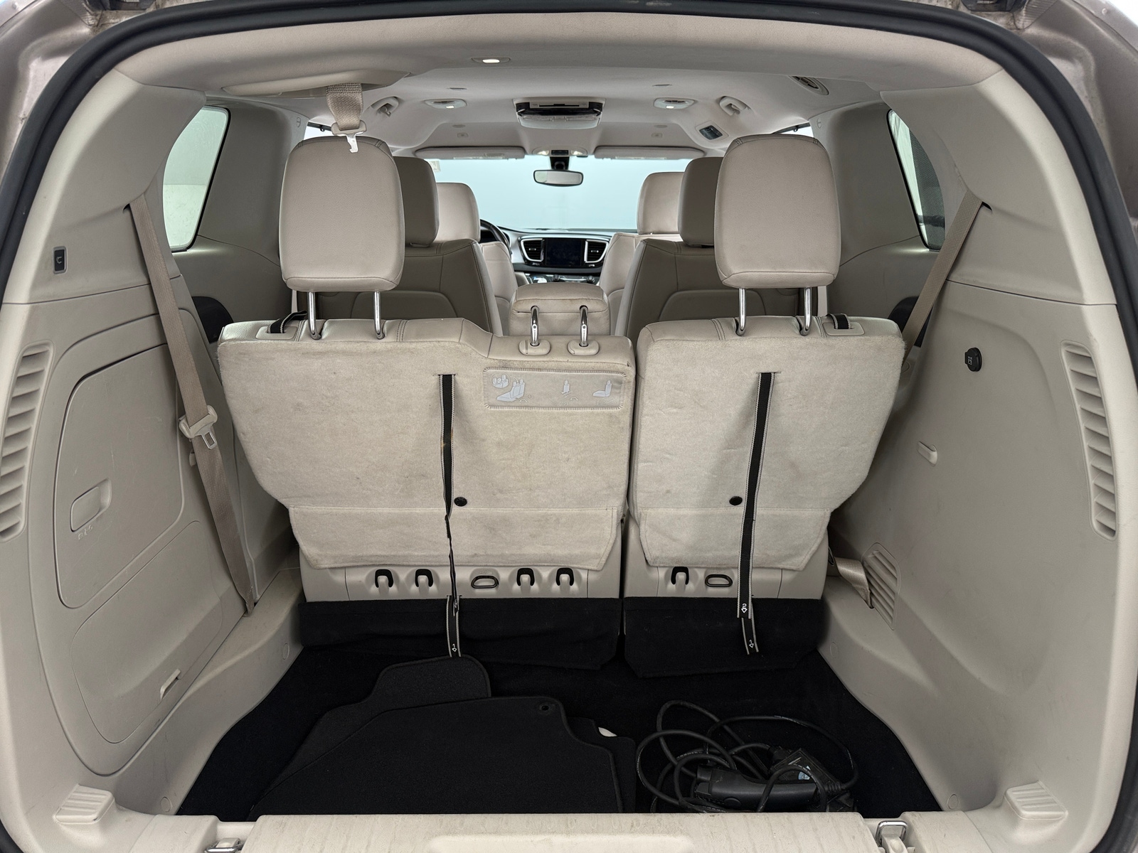 Thumbnail: 2018 Chrysler Pacifica - 6