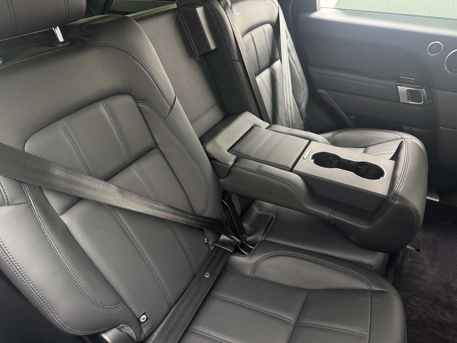 Thumbnail: 2018 Land Rover Range Rover Sport - 5