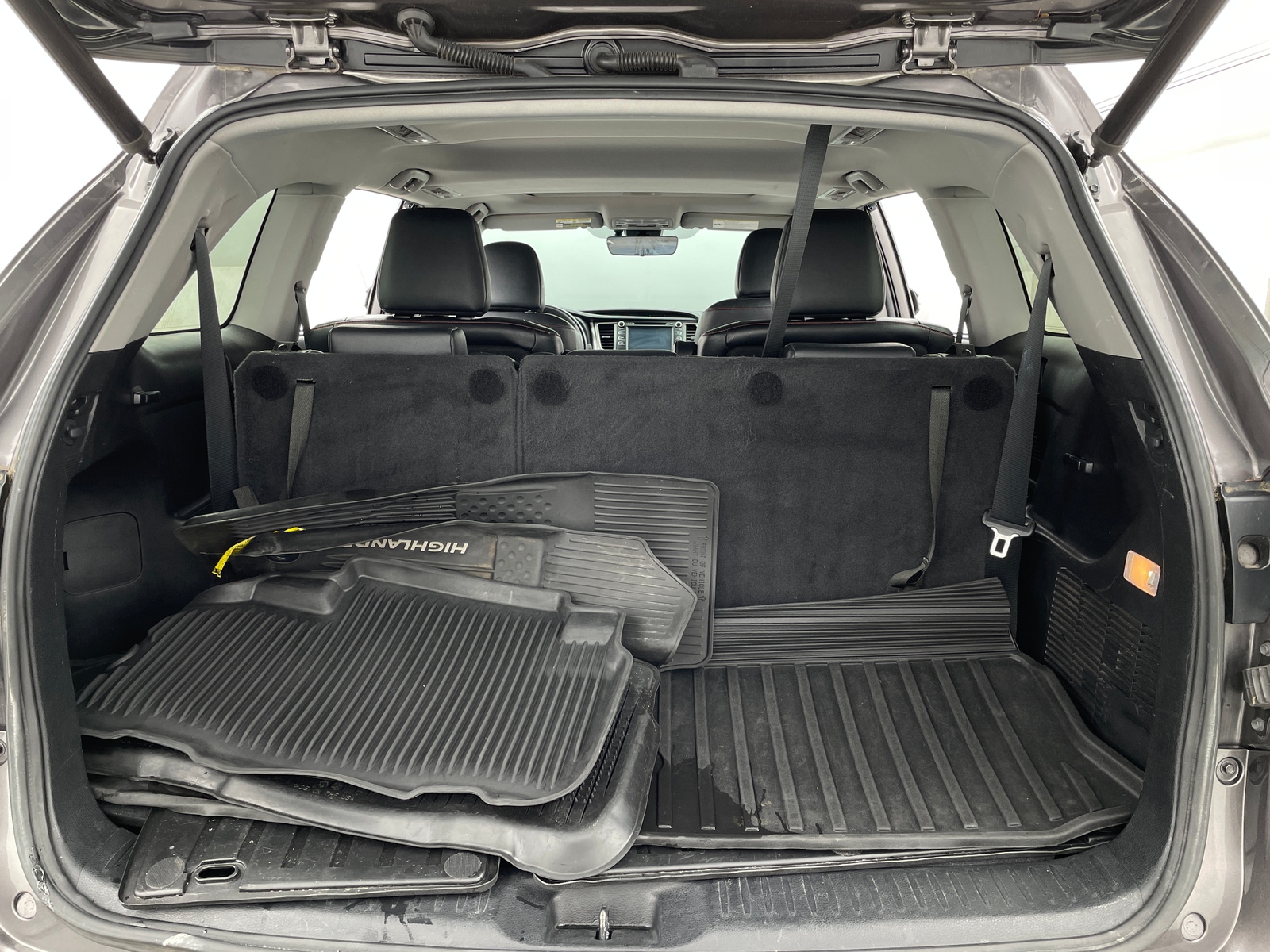 Thumbnail: 2019 Toyota Highlander - 6