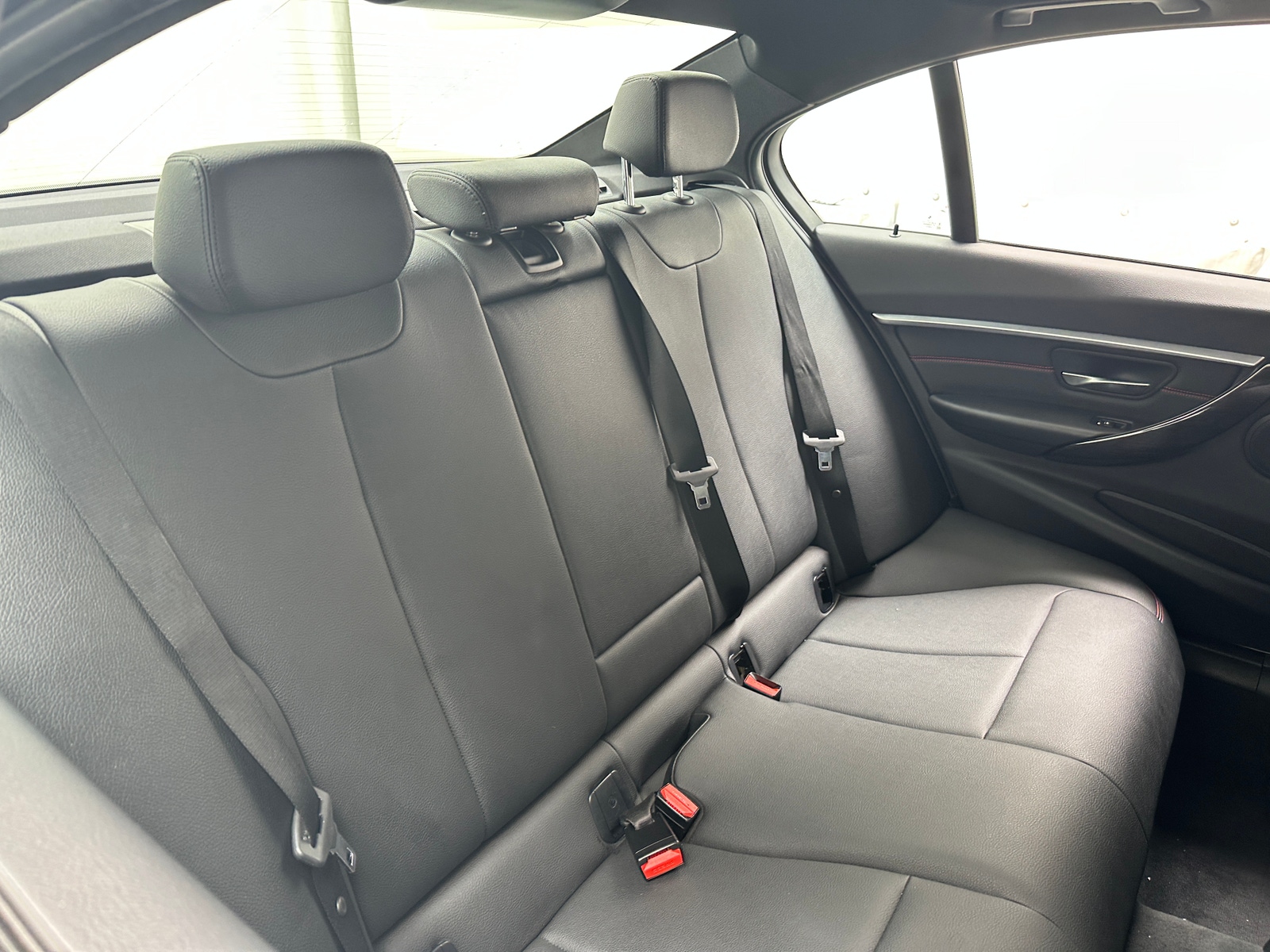 Thumbnail: 2016 BMW 3 Series - 5