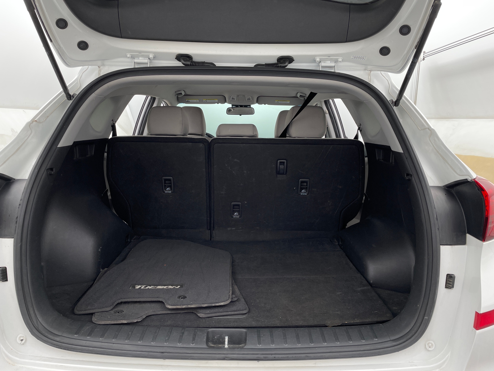 Thumbnail: 2019 Hyundai Tucson - 7