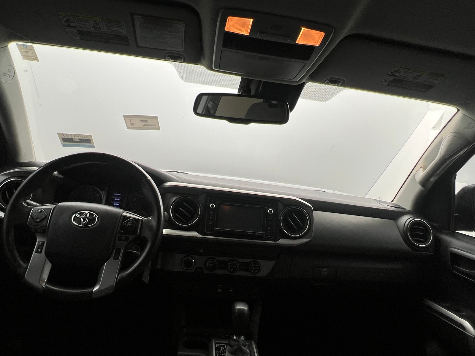 Thumbnail: 2019 Toyota Tacoma - 3