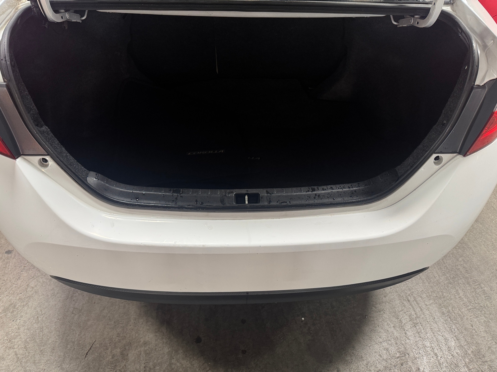 Thumbnail: 2015 Toyota Corolla - 7