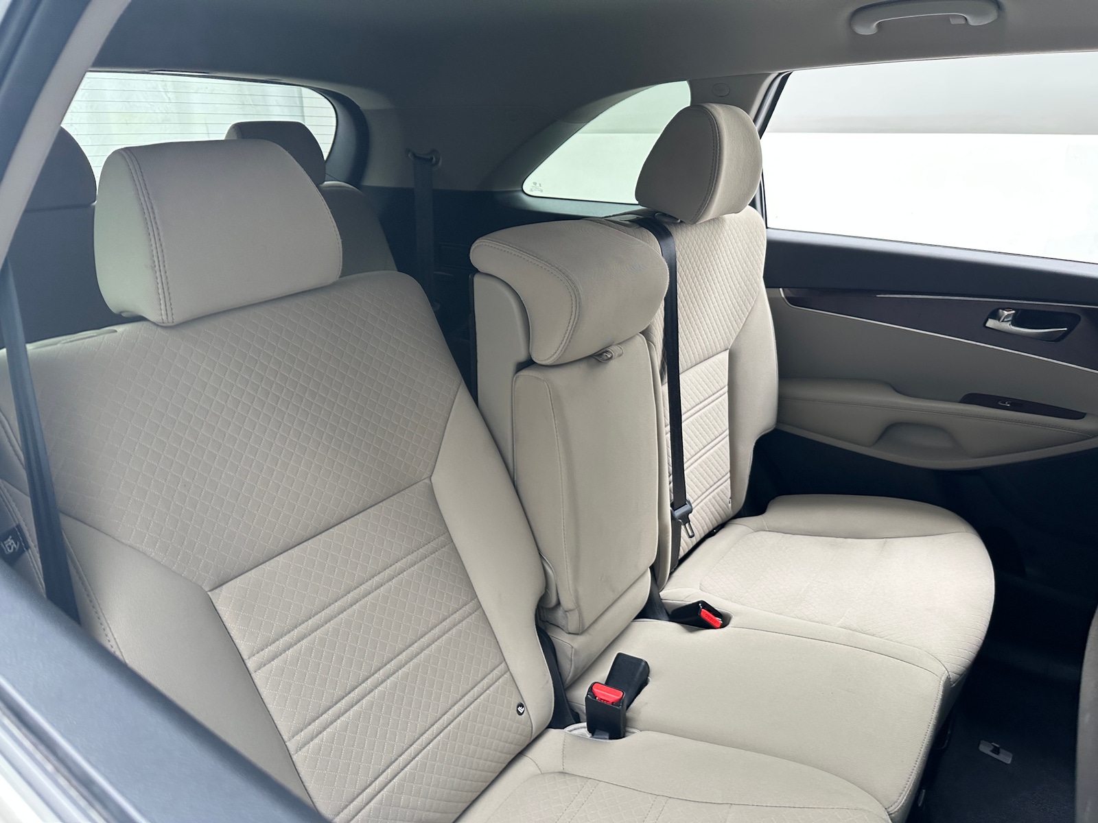 Thumbnail: 2017 Kia Sorento - 6