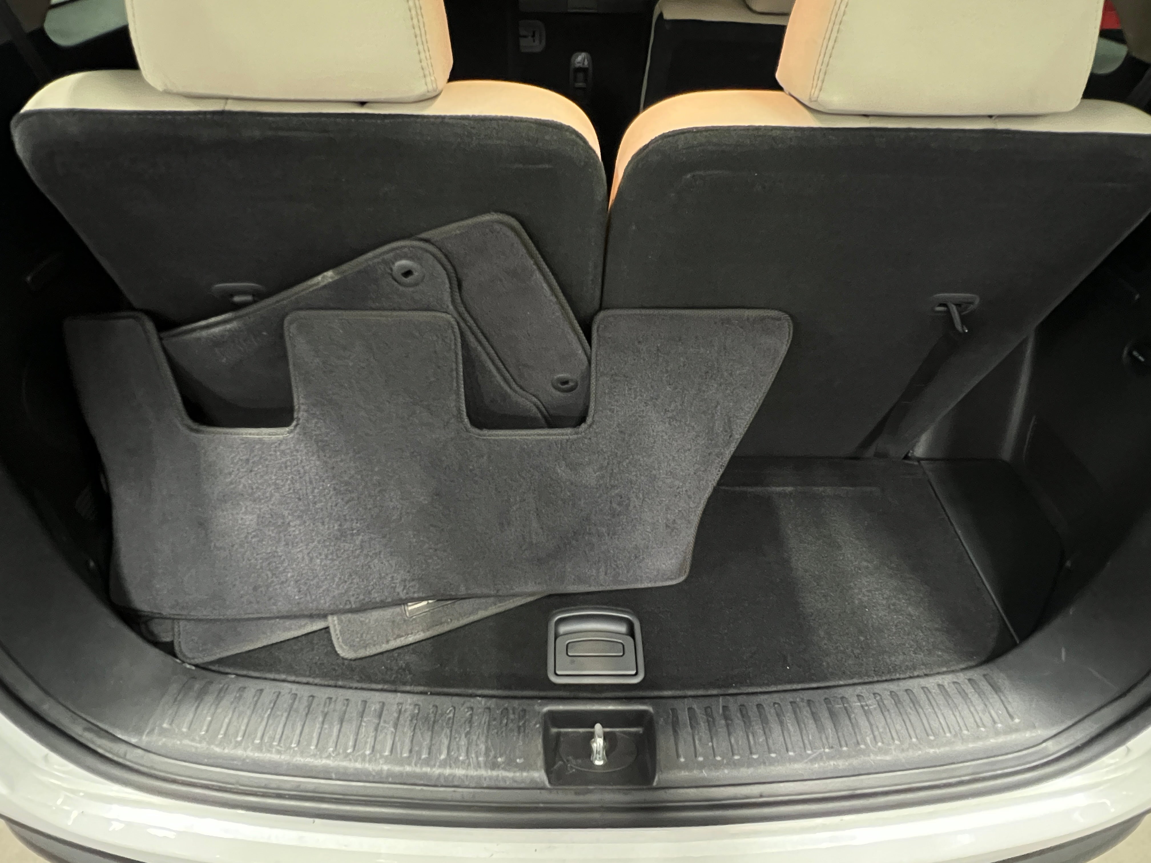 Used 2017 Kia Sorento LX with VIN 5XYPGDA31HG266594 for sale in Oak Creek, WI