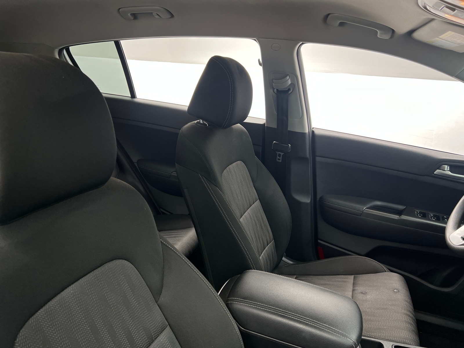 Thumbnail: 2022 Kia Sportage - 2
