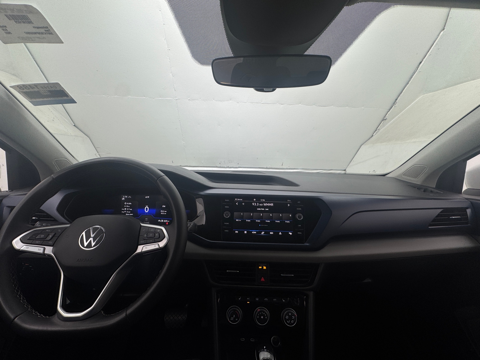 Thumbnail: 2023 Volkswagen Taos - 3
