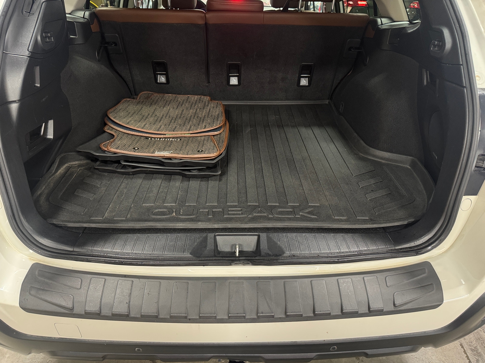 Thumbnail: 2019 Subaru Outback - 6