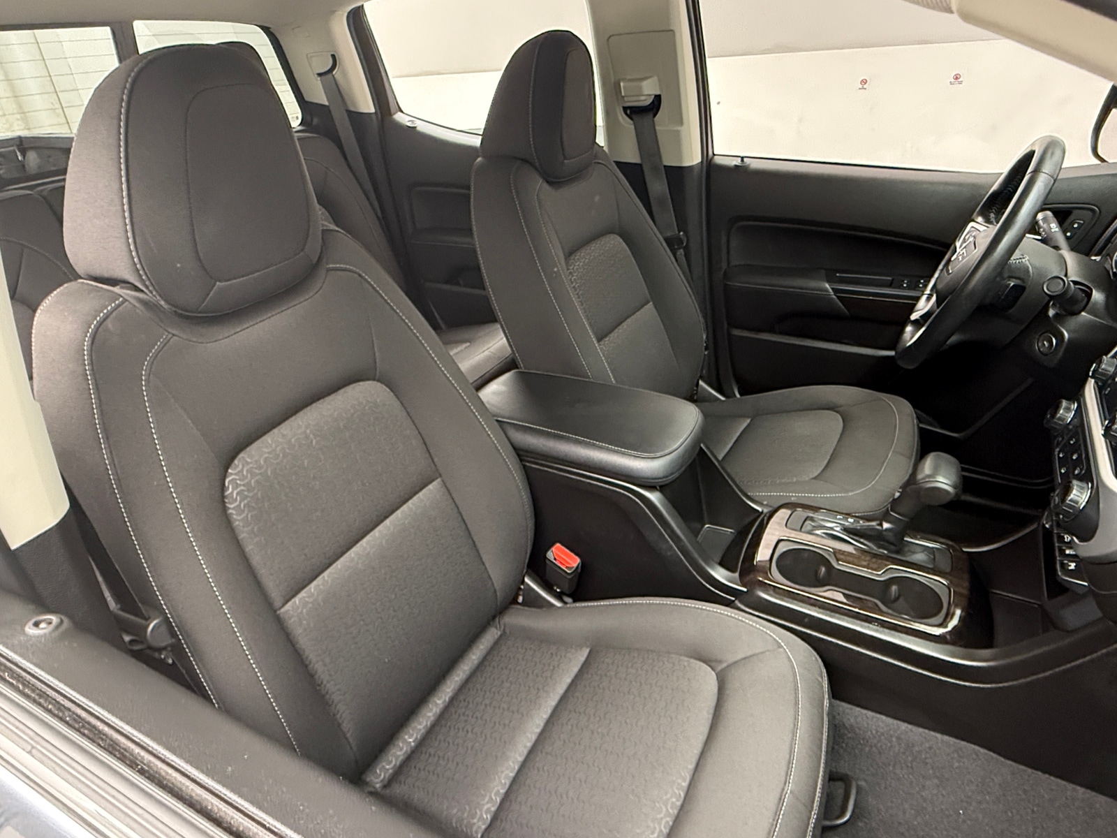 Thumbnail: 2019 GMC Canyon - 2