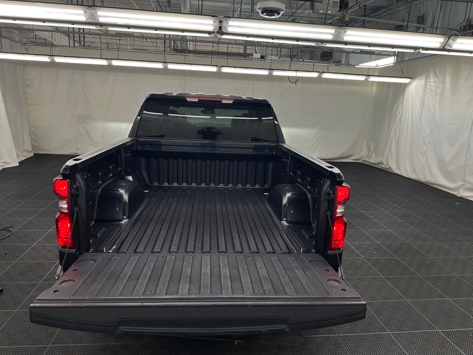 Thumbnail: 2023 Chevrolet Silverado 1500 - 7
