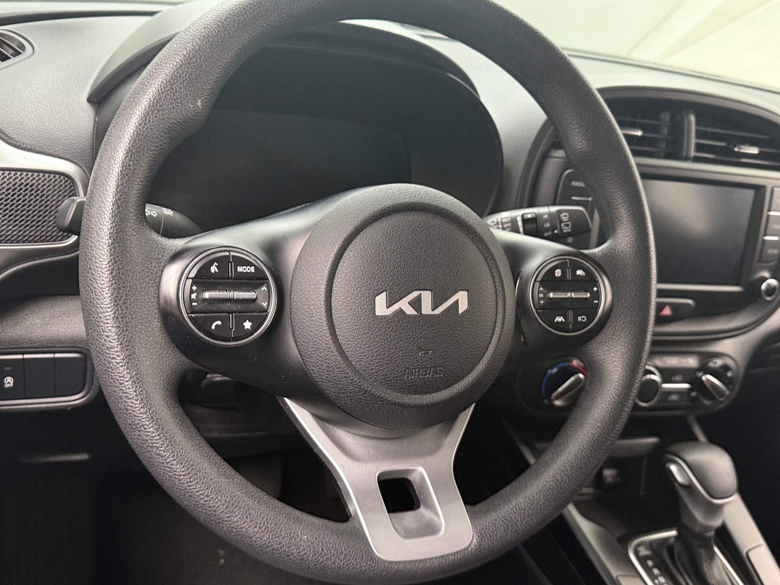 Thumbnail: 2023 Kia Soul - 5
