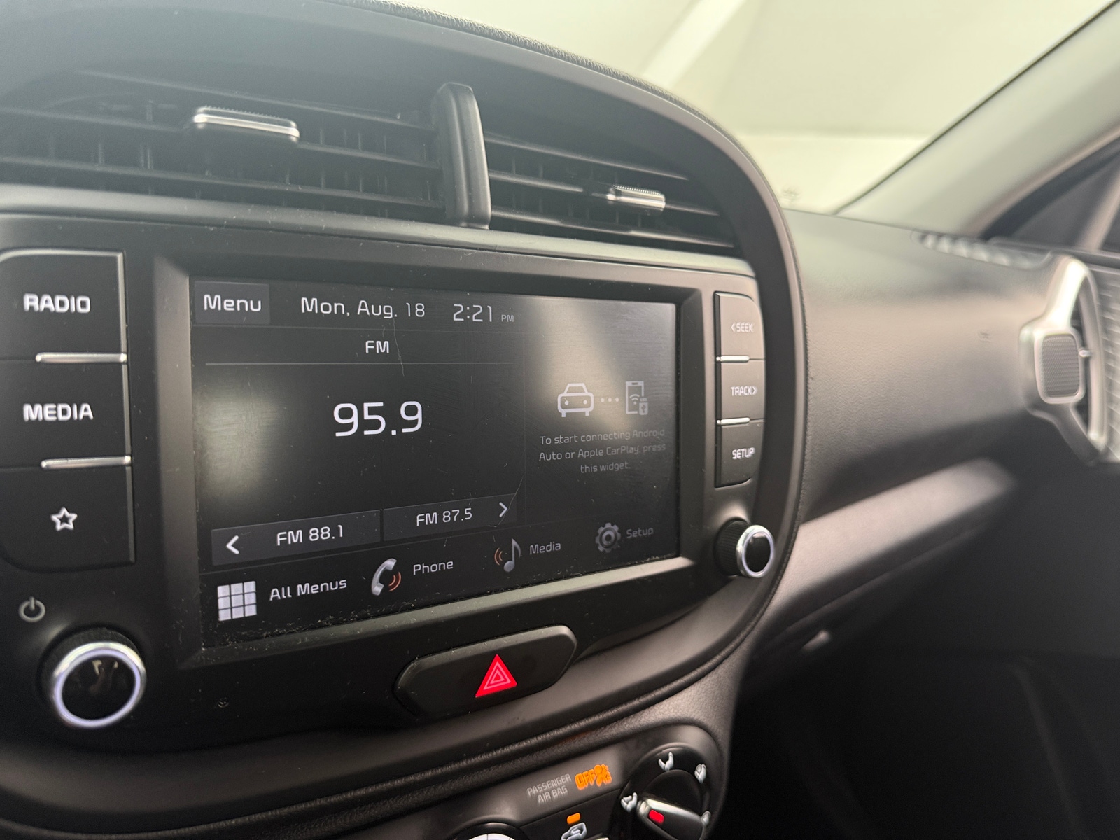 Thumbnail: 2023 Kia Soul - 4