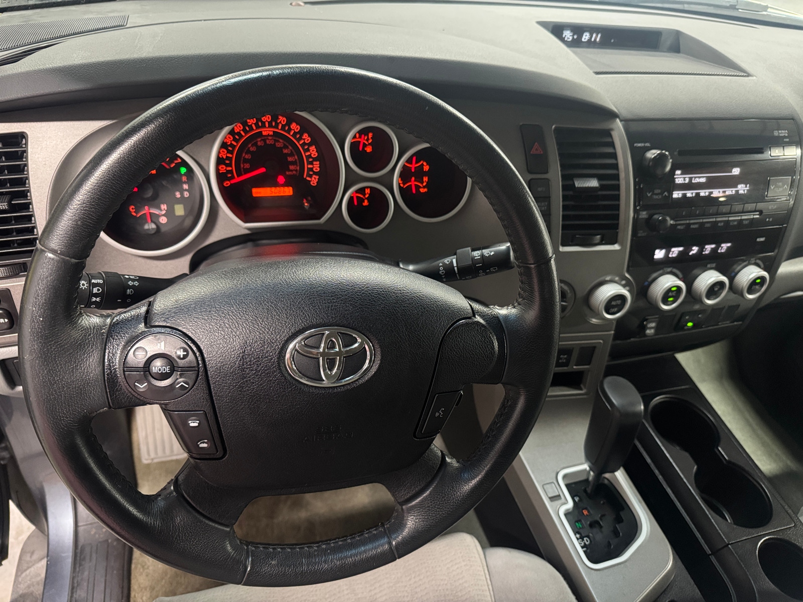 Thumbnail: 2010 Toyota Sequoia - 5