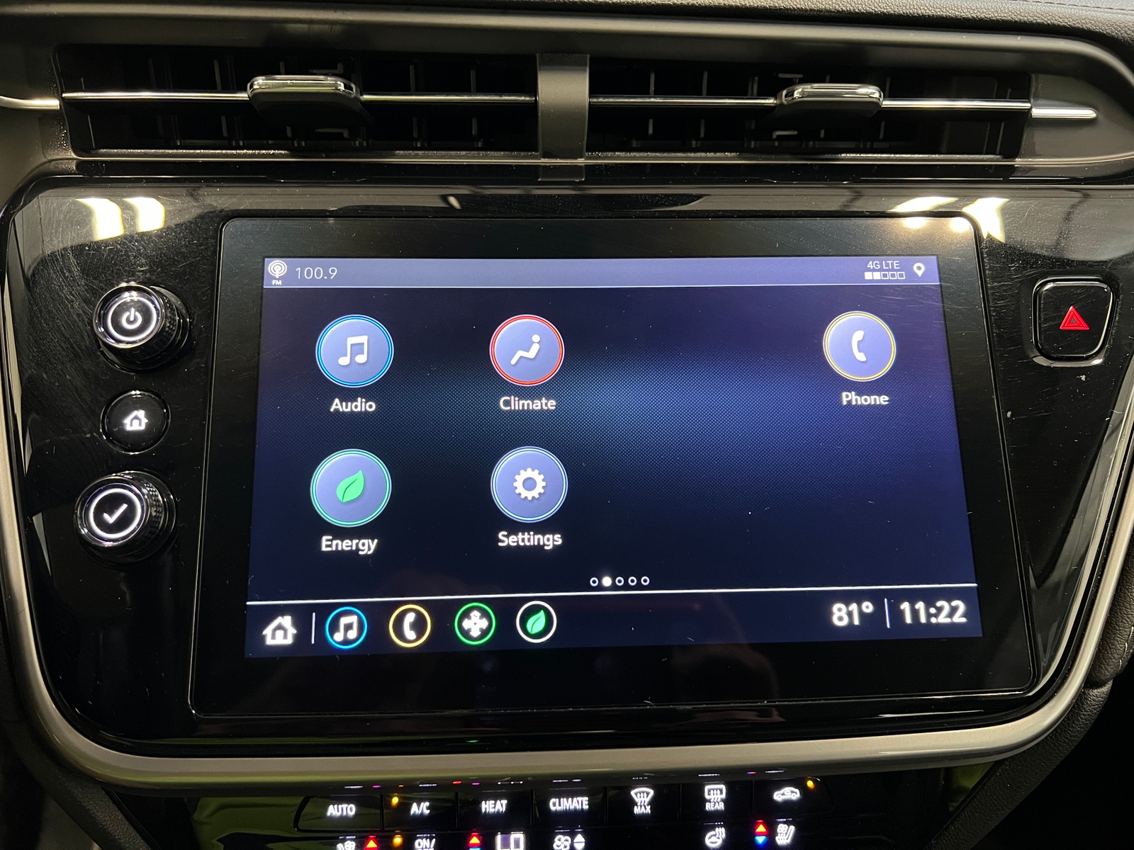 Thumbnail: 2022 Chevrolet Bolt EUV - 3