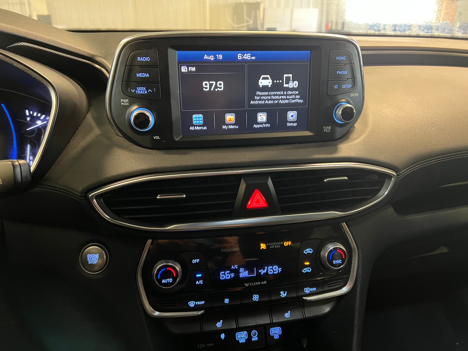 Thumbnail: 2020 Hyundai Santa Fe - 3