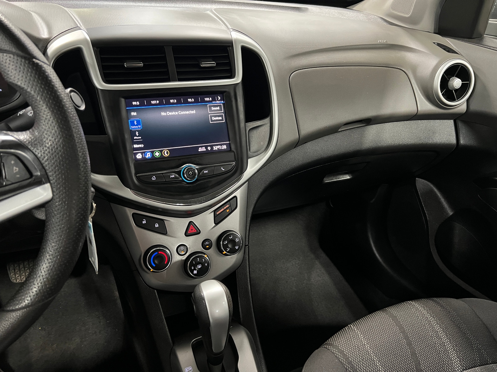 Thumbnail: 2020 Chevrolet Sonic - 4