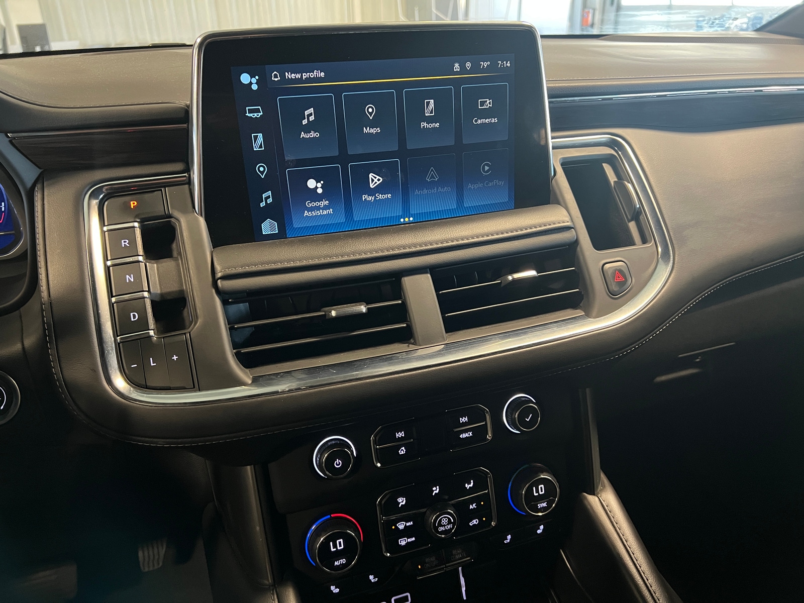 Thumbnail: 2023 Chevrolet Suburban - 3