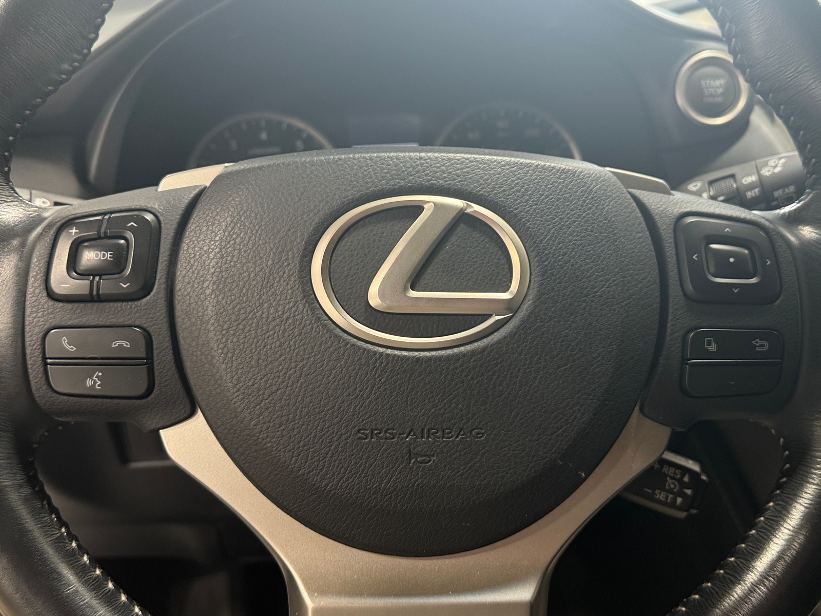 Thumbnail: 2015 Lexus NX - 4