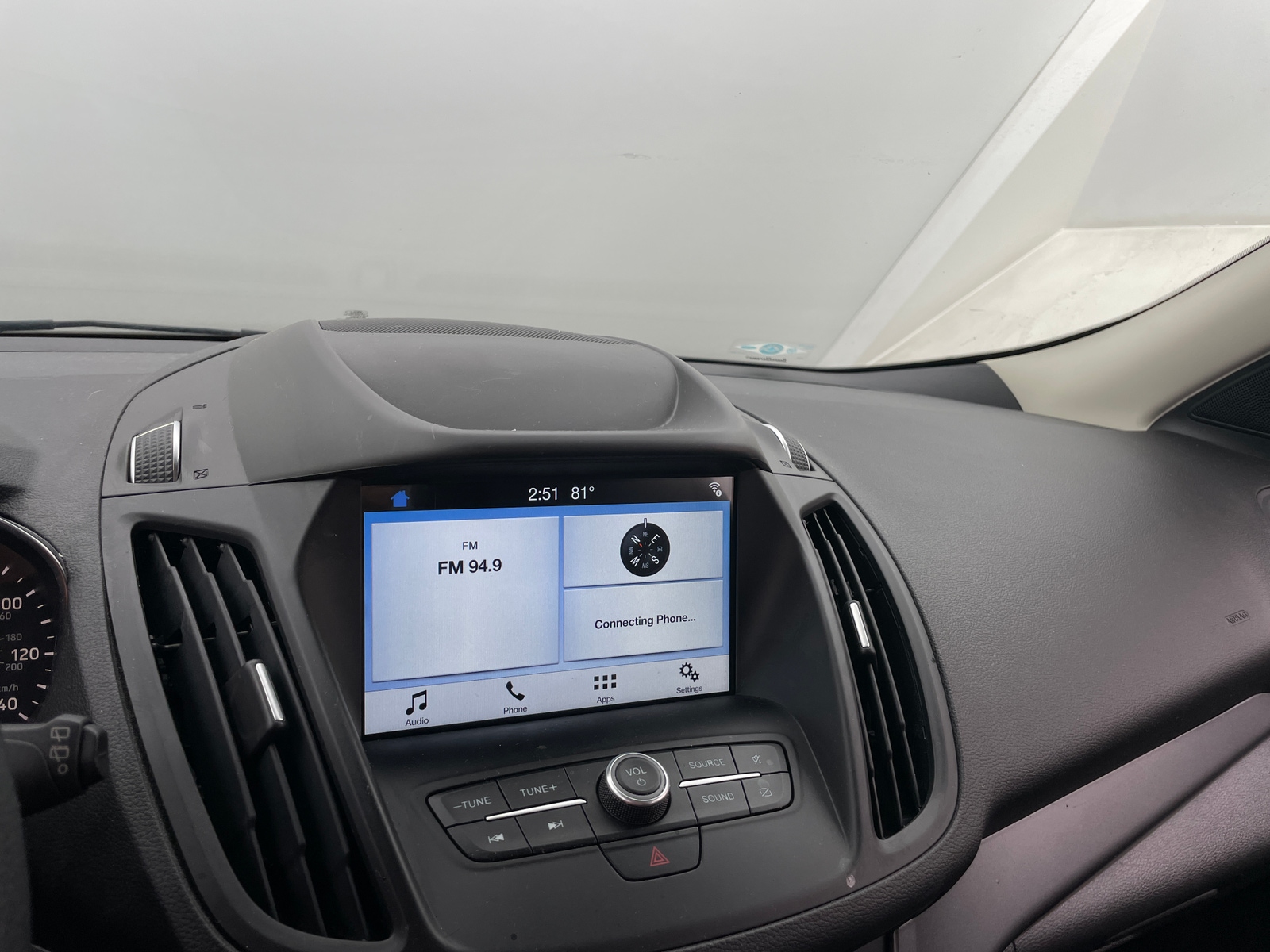 Thumbnail: 2019 Ford Escape - 4