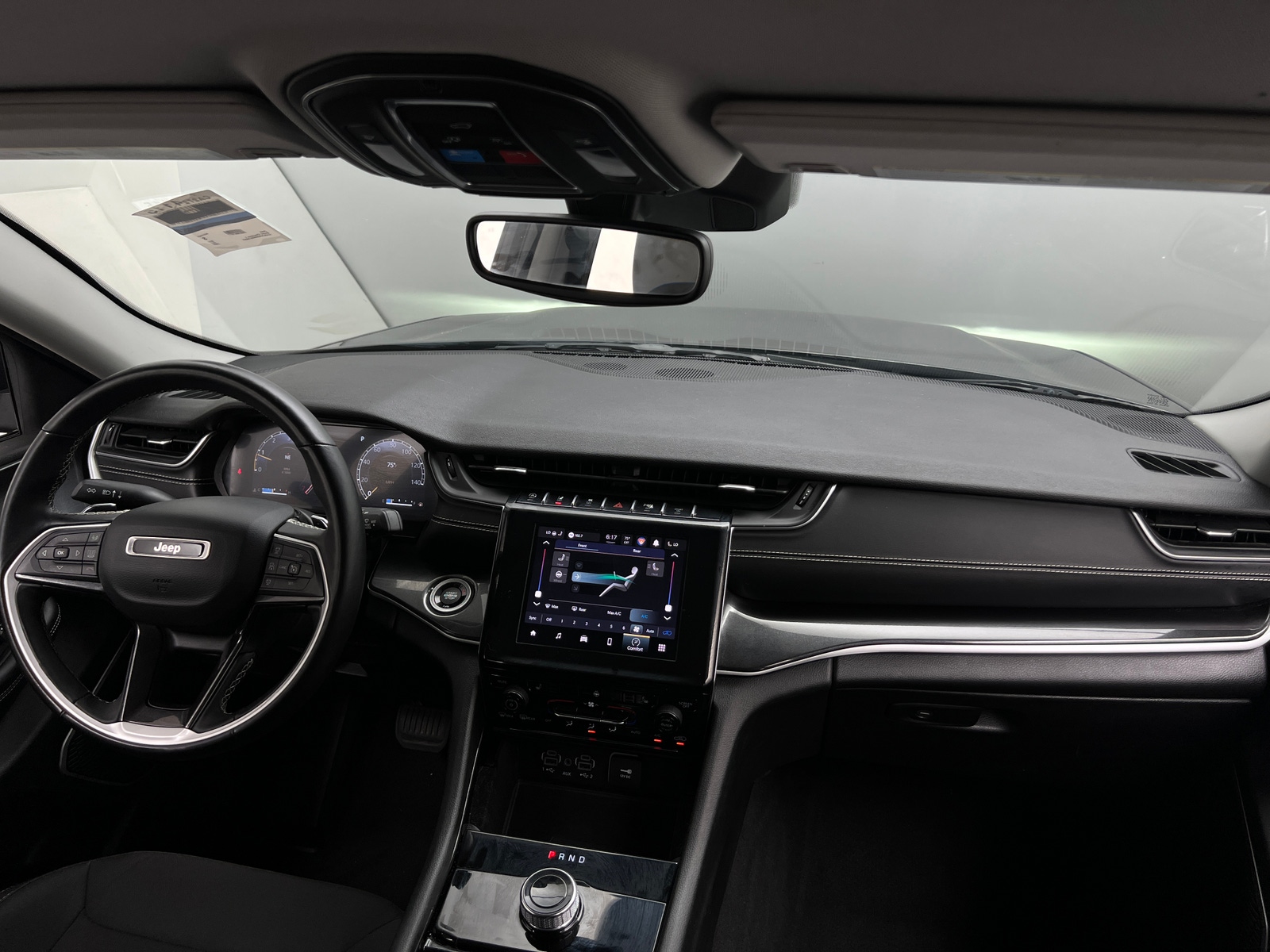 Thumbnail: 2022 Jeep Grand Cherokee L - 3