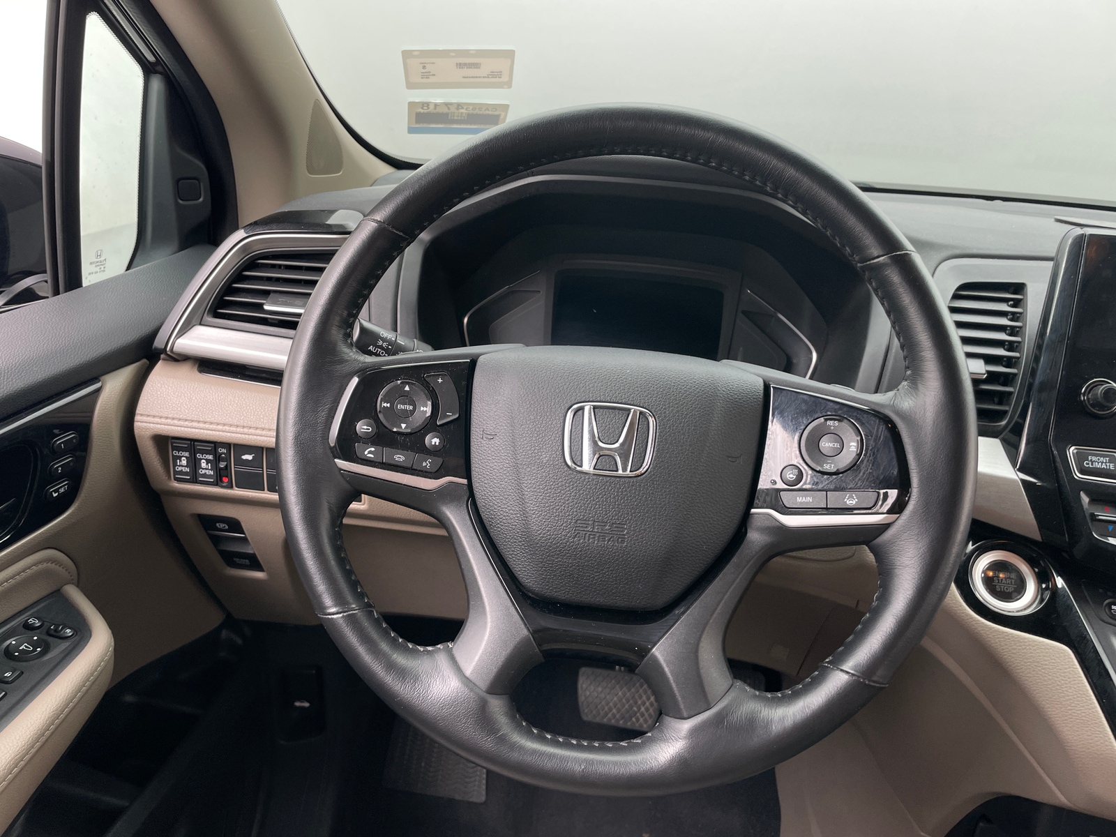 Thumbnail: 2019 Honda Odyssey - 4