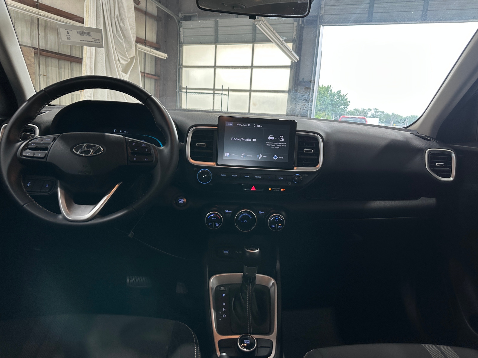 Thumbnail: 2025 Hyundai Venue - 3