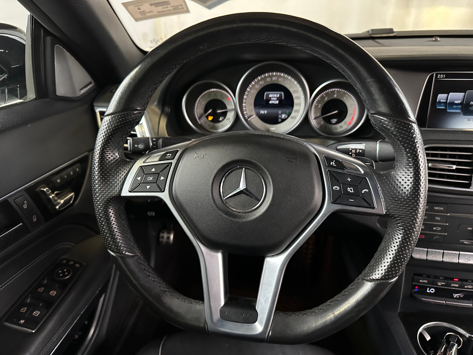Thumbnail: 2017 Mercedes-Benz E-Class - 4