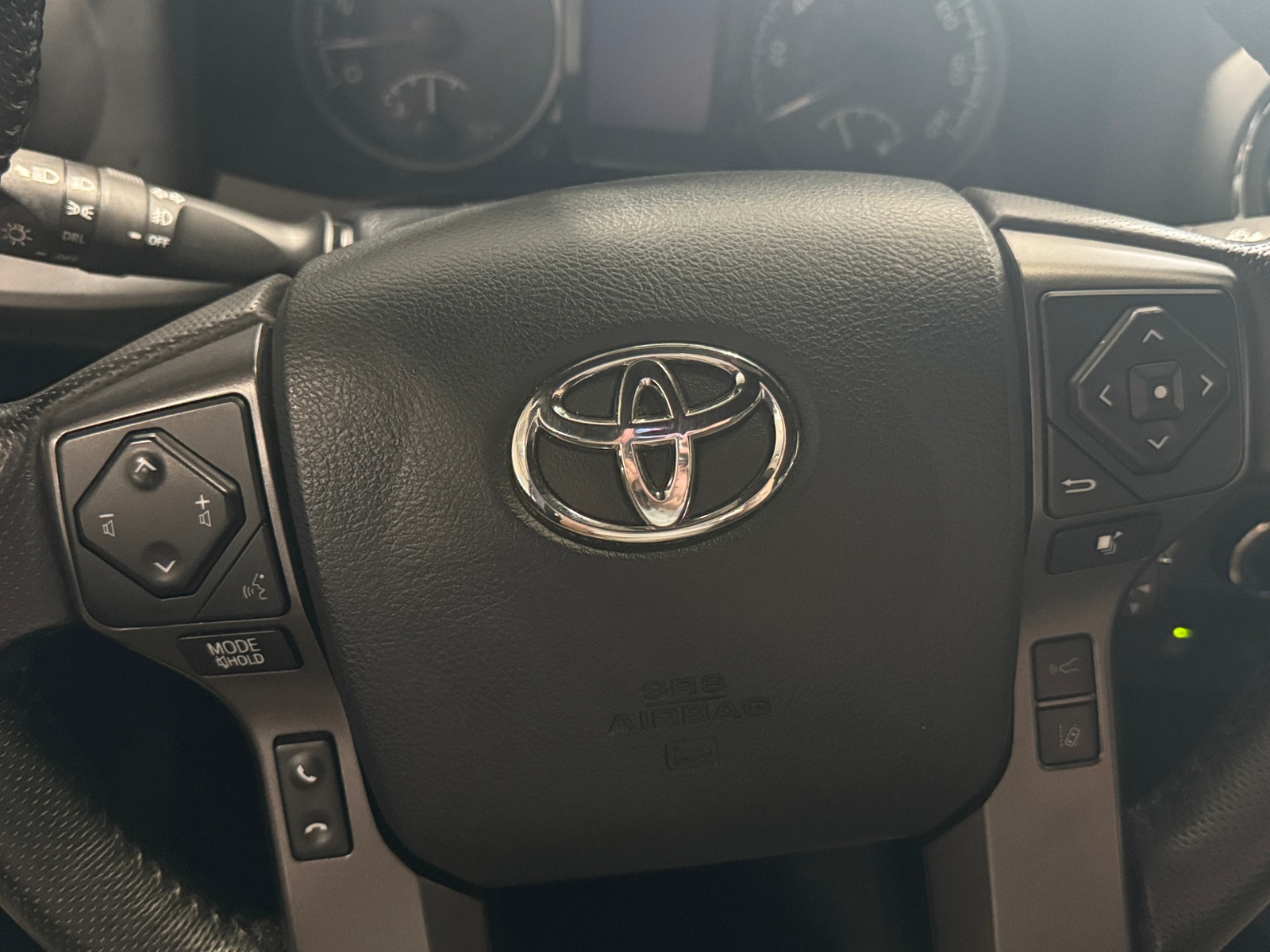 Thumbnail: 2019 Toyota Tacoma - 5