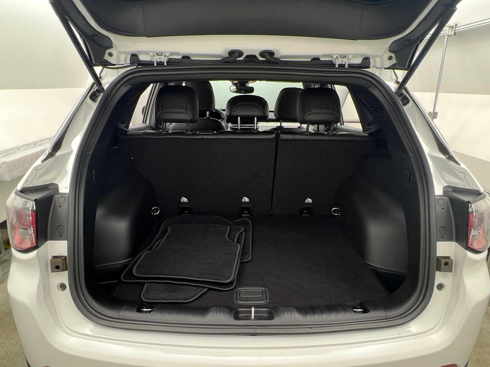 Thumbnail: 2024 Jeep Compass - 6