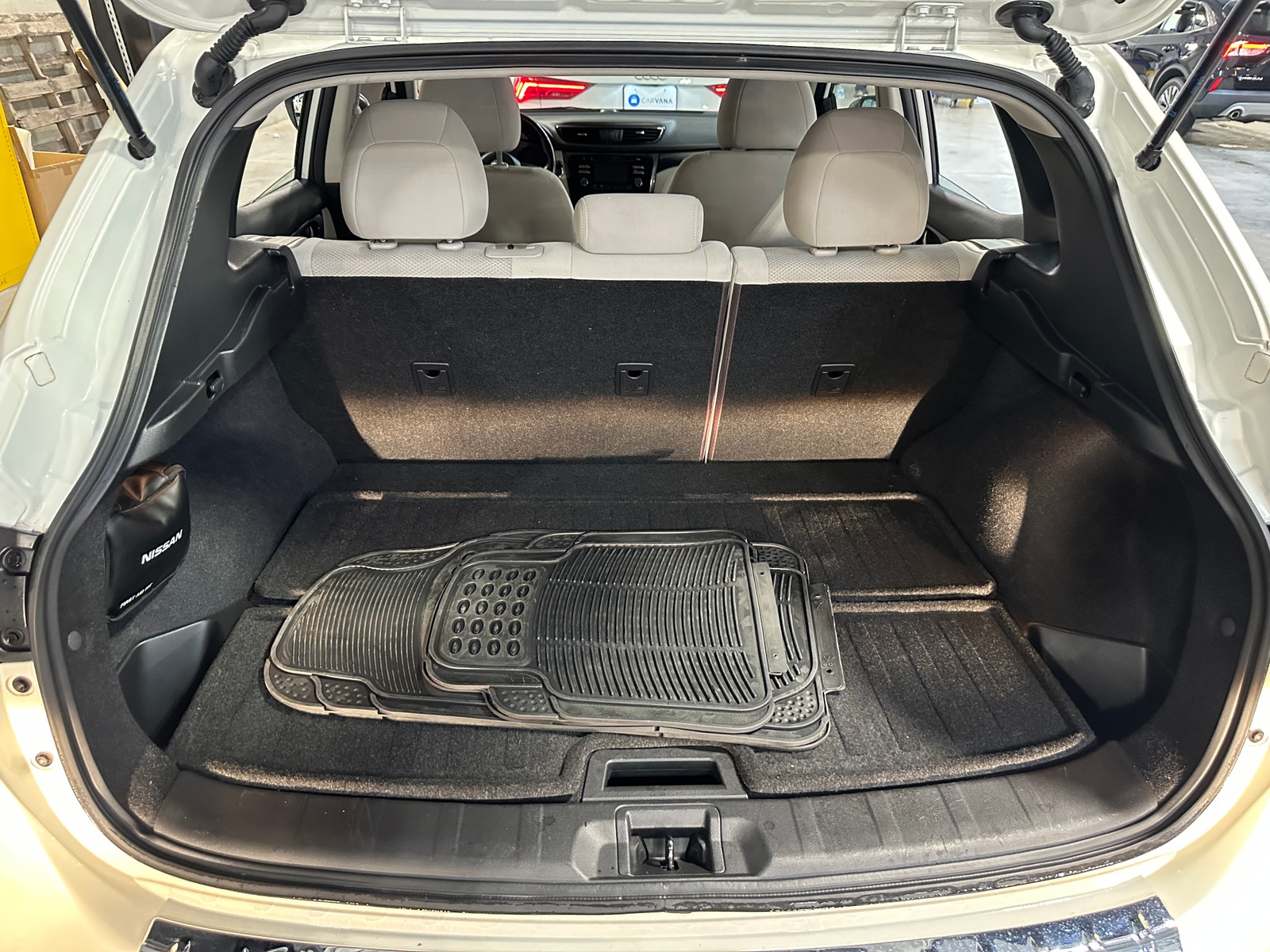 Thumbnail: 2018 Nissan Rogue Sport - 7
