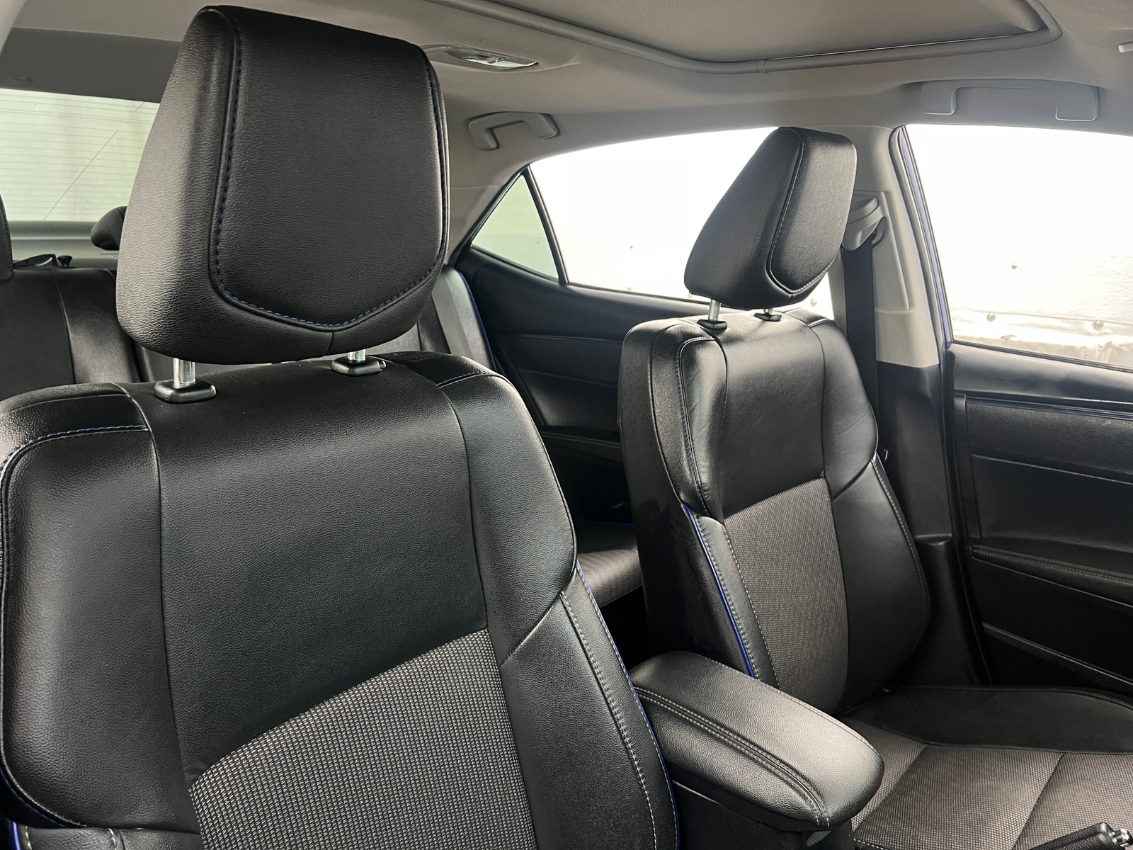 Thumbnail: 2018 Toyota Corolla - 2