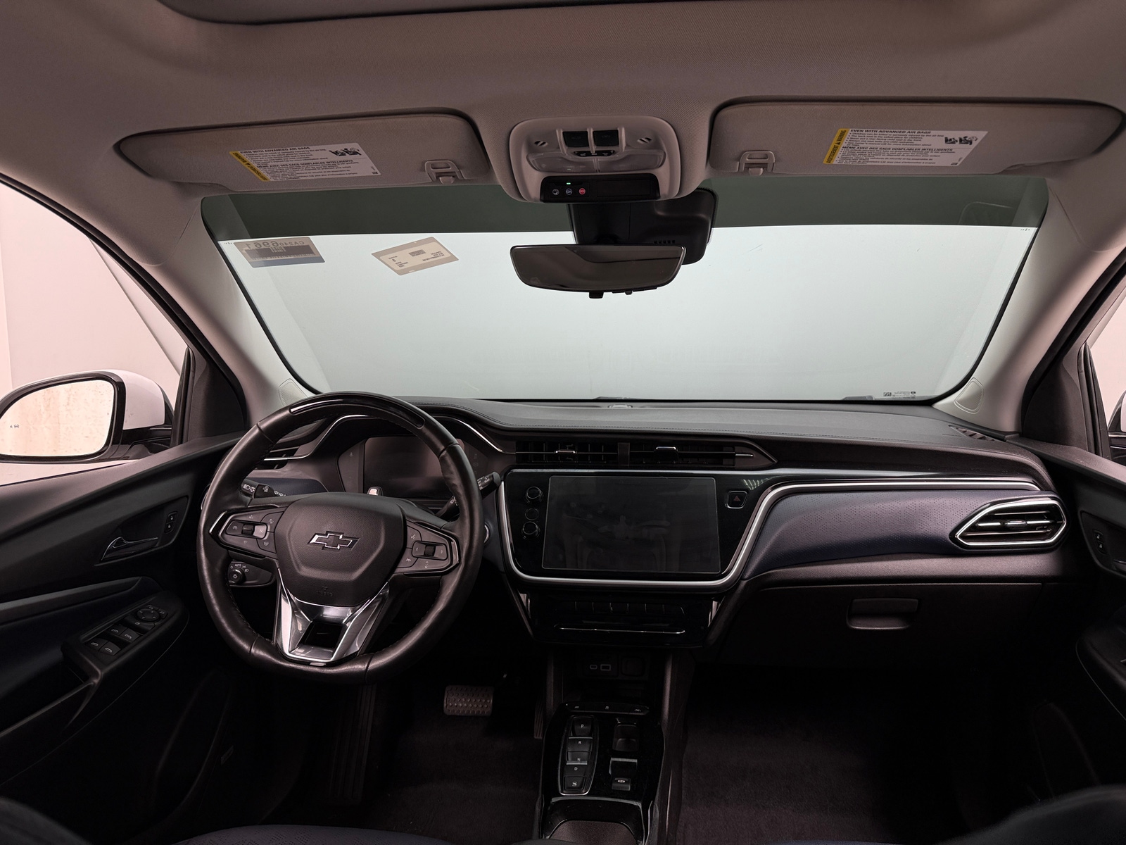 Thumbnail: 2023 Chevrolet Bolt EUV - 2