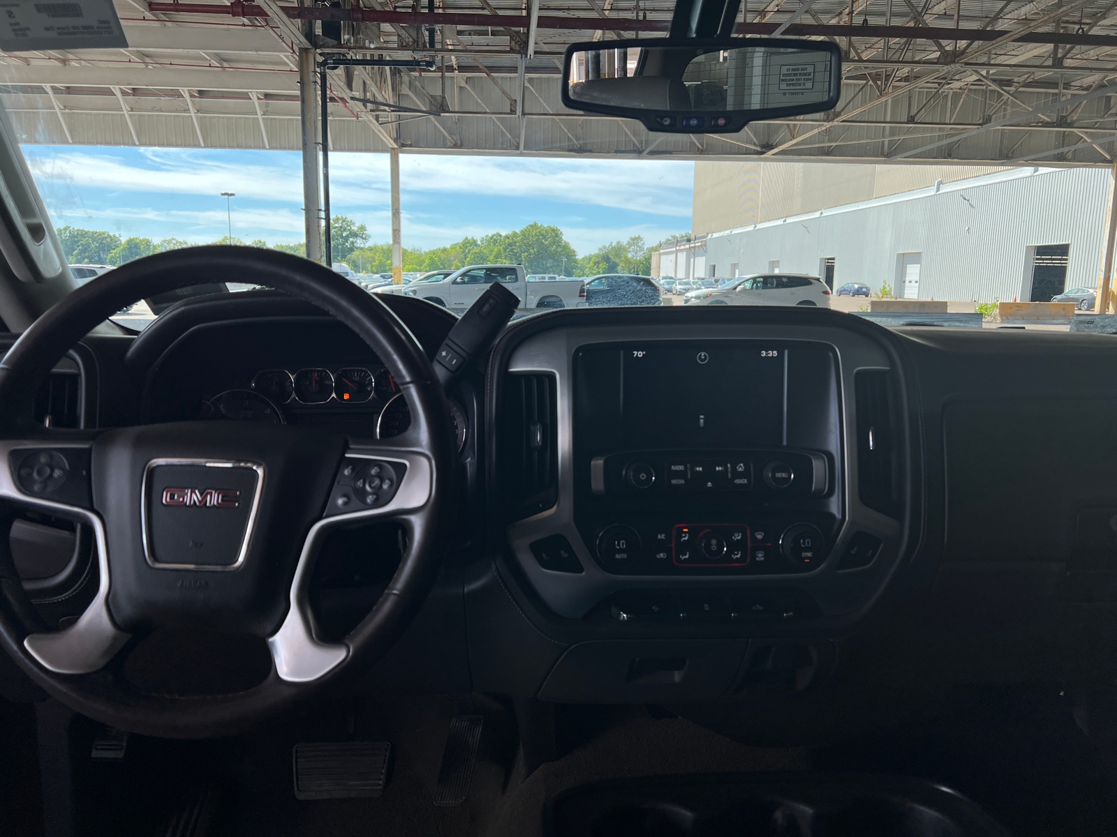 Thumbnail: 2015 GMC Sierra 2500 - 2