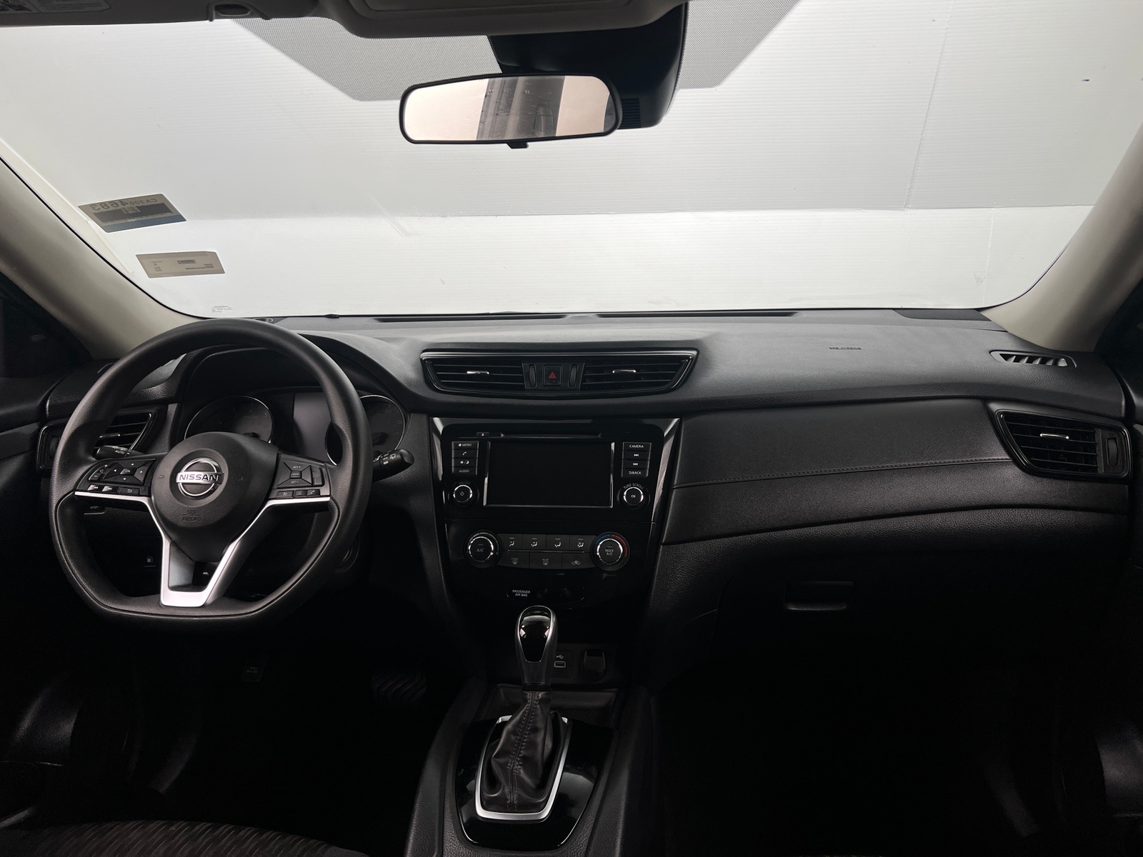 Thumbnail: 2020 Nissan Rogue - 3