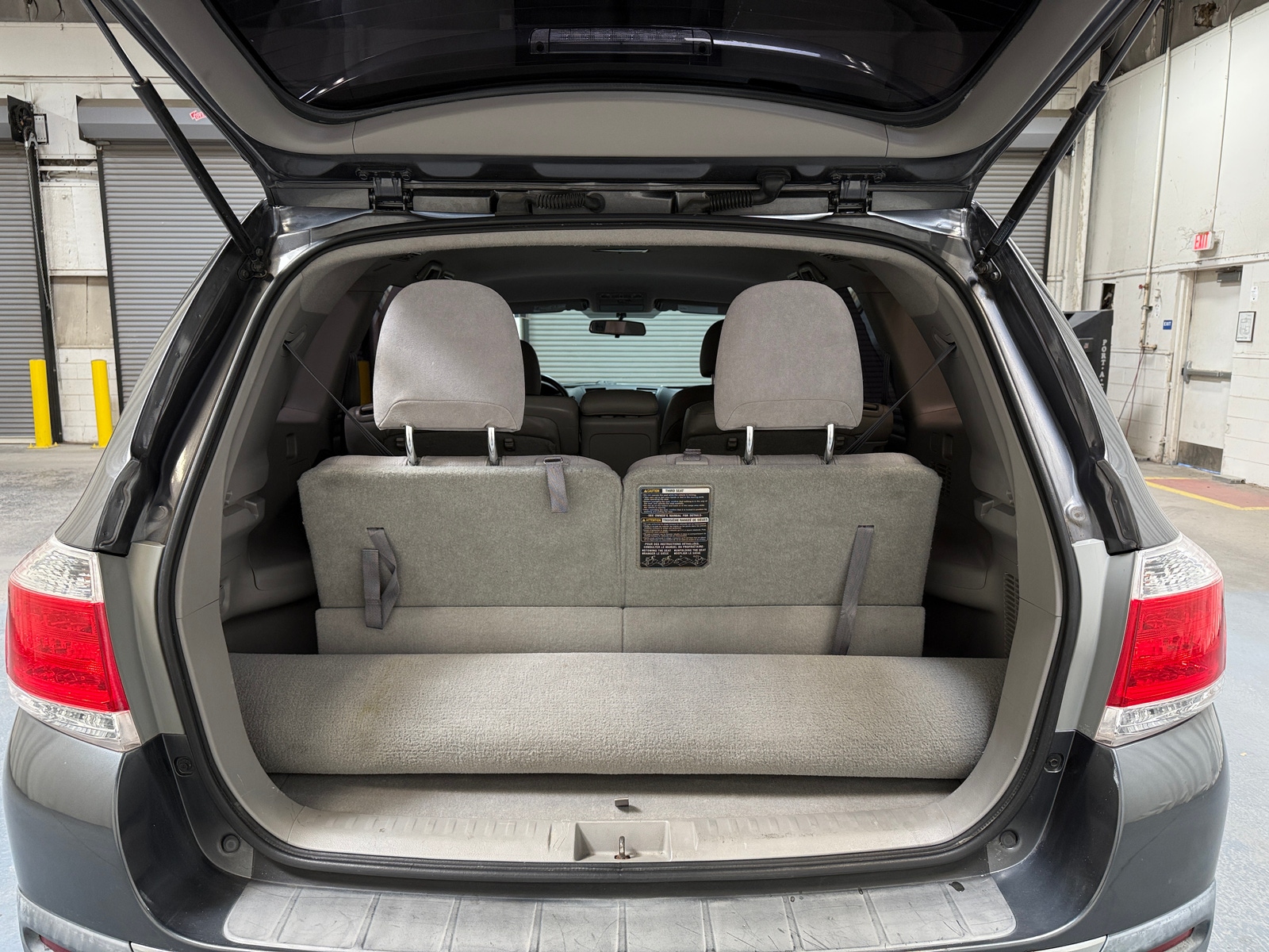 Thumbnail: 2012 Toyota Highlander - 6