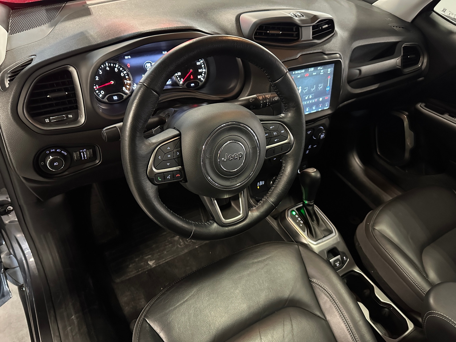 Thumbnail: 2018 Jeep Renegade - 2